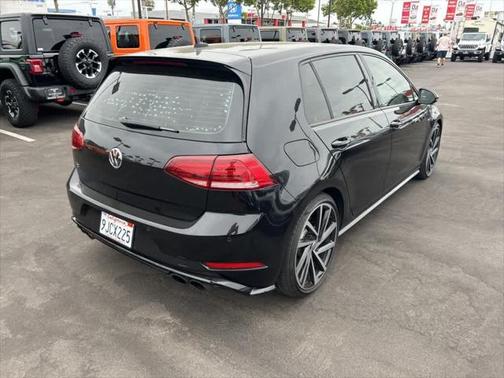 2018 Volkswagen Golf R 2.0T Manual