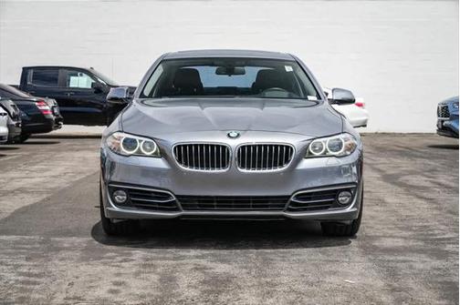 2016 BMW 528 528i
