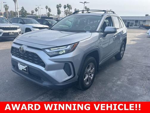 2022 Toyota RAV4 XLE