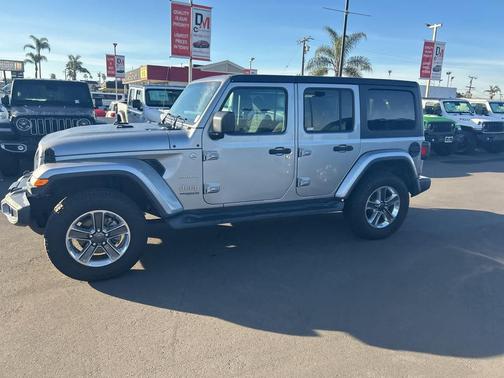 2020 Jeep Wrangler Unlimited Sahara