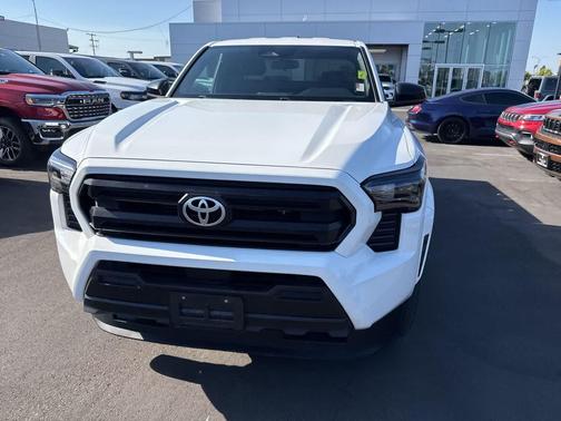 Ice Cap 2024 Toyota Tacoma SR