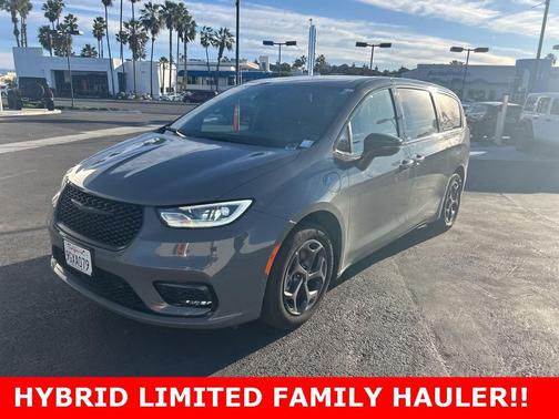 2022 Chrysler Pacifica Hybrid Limited
