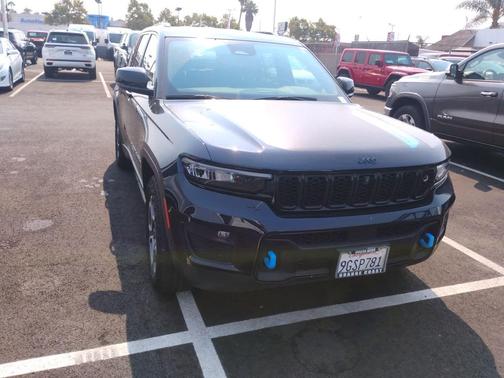 2022 Jeep Grand Cherokee 4xe Trailhawk