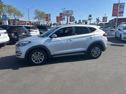 2018 Hyundai TUCSON SEL