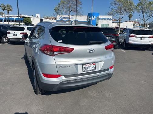 2018 Hyundai TUCSON SEL