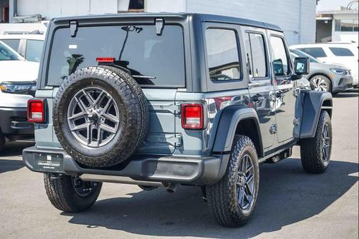 Anvil Clearcoat 2026 Jeep Wrangler Sport S