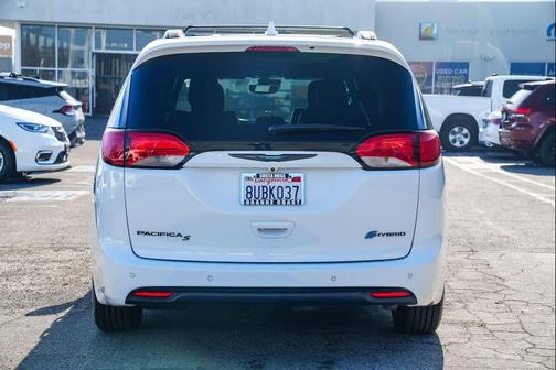 2020 Chrysler Pacifica Hybrid Limited