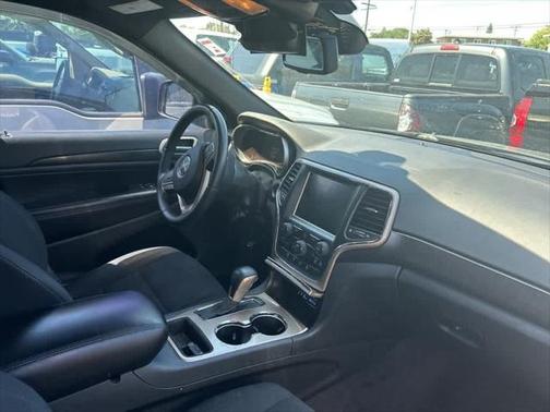 2016 Jeep Grand Cherokee Laredo