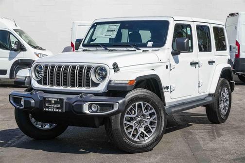 2025 Jeep Wrangler 4-Door Sahara 4x4