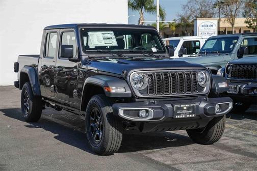 2026 Jeep Gladiator Sport