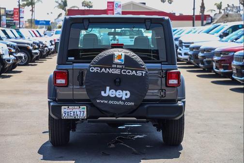 Granite Crystal Metallic Clearcoat 2026 Jeep Wrangler Sport