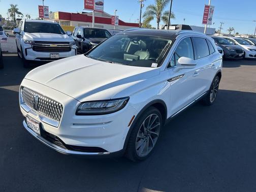 2021 Lincoln Nautilus Reserve