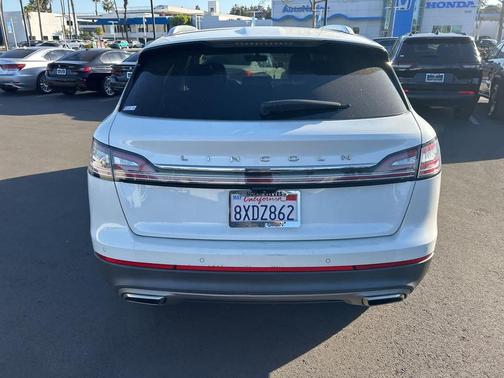 2021 Lincoln Nautilus Reserve