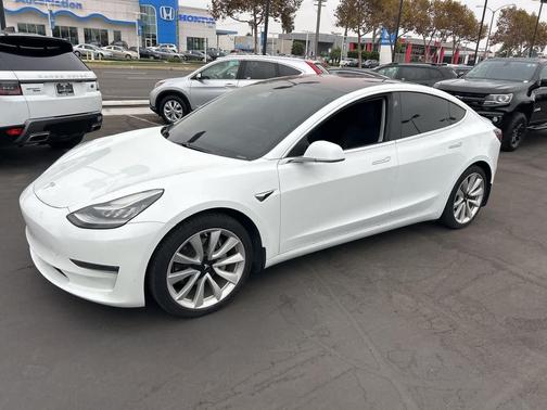 2018 Tesla Model 3 Long Range