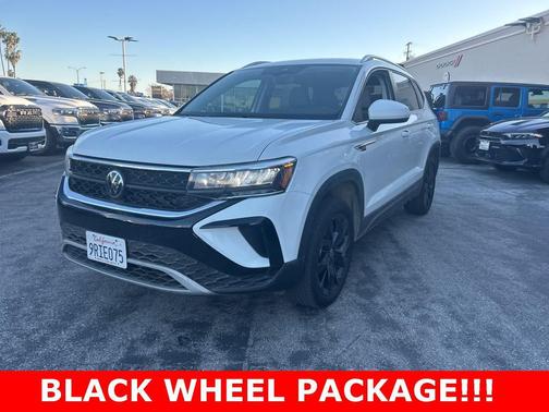 2024 Volkswagen Taos 1.5T SE