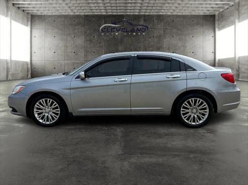 2013 Chrysler 200 Limited