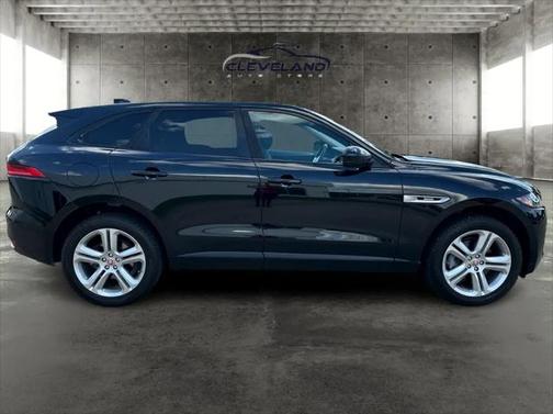 2017 Jaguar F-PACE 35t R-Sport