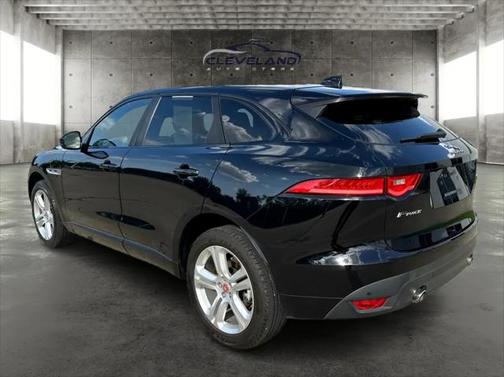 2017 Jaguar F-PACE 35t R-Sport