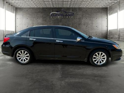2014 Chrysler 200 Limited