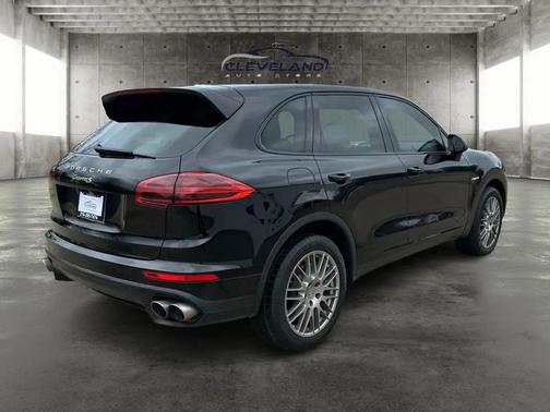 2016 Porsche Cayenne Cayenne S E-Hybrid