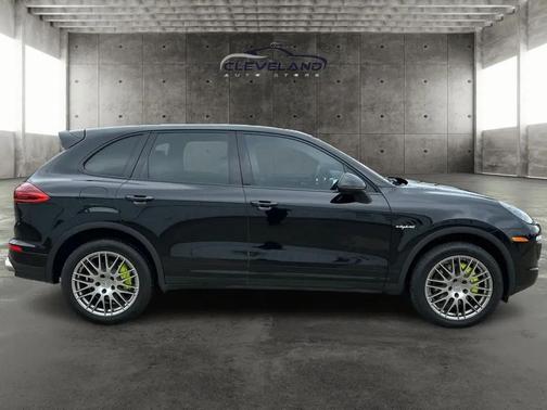 2016 Porsche Cayenne Cayenne S E-Hybrid