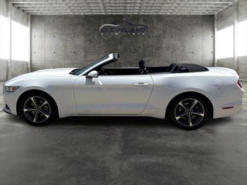 2016 Ford Mustang V6