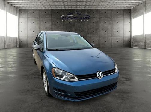2017 Volkswagen Golf TSI S 4-Door