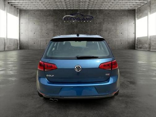 2017 Volkswagen Golf TSI S 4-Door