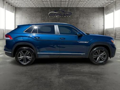 2020 Volkswagen Atlas Cross Sport 3.6L V6 SE w/Technology R-Line