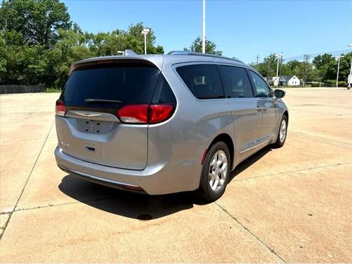 2018 Chrysler Pacifica Touring-L Plus
