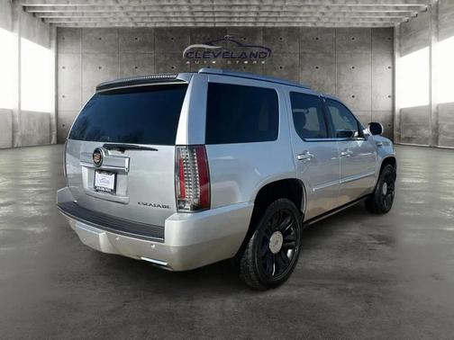2014 Cadillac Escalade Premium
