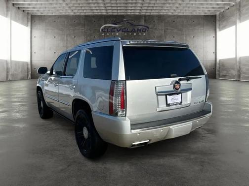 2014 Cadillac Escalade Premium