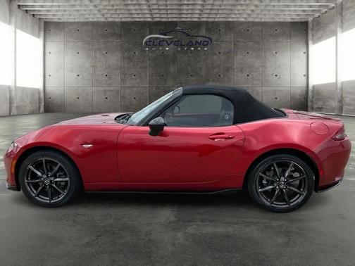 2016 Mazda MX-5 Miata Club
