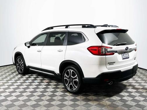 CRYSTAL WHT PRL 2026 Subaru Ascent Touring 7-Passenger