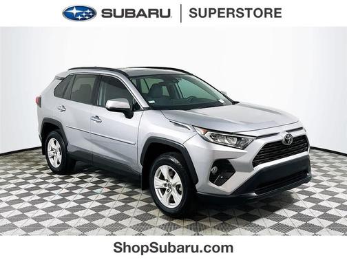 Silver Sky Metallic 2019 Toyota RAV4 XLE