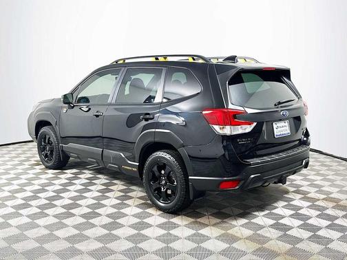 Crystal Black Silica 2022 Subaru Forester Wilderness