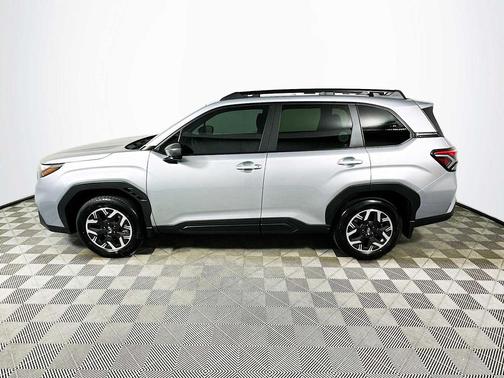 Ice Silver Metallic 2026 Subaru Forester Premium