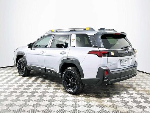ICE SILV MET 2026 Subaru Outback Wilderness