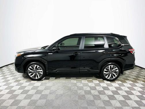 2025 Subaru Forester Hybrid Touring