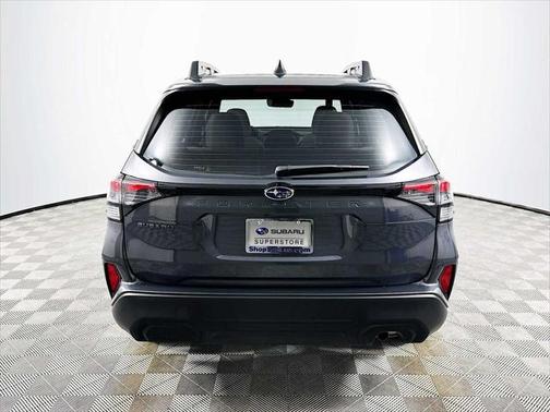 2025 Subaru Forester Base