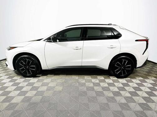 2026 Subaru Solterra Premium