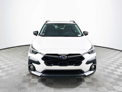 Crystal White Pearl 2025 Subaru Crosstrek Limited