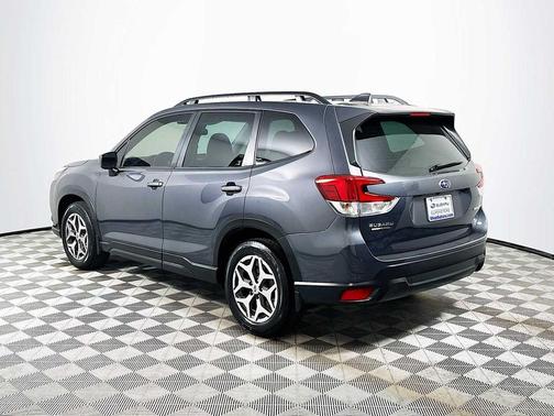 Magnetite Gray Metallic 2023 Subaru Forester Premium