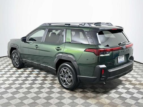 Deep Emerald Green Pearl 2026 Subaru Outback Premium