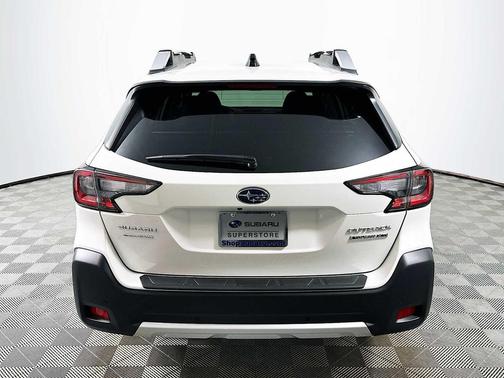 2025 Subaru Outback Touring XT