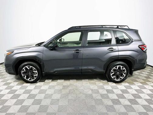 2025 Subaru Forester Base