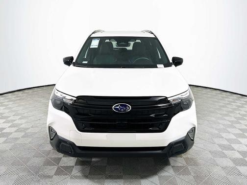 CRYSTAL WHT PRL 2026 Subaru Forester Sport