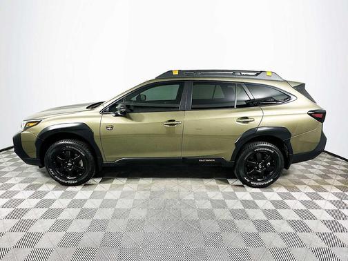Autumn Green Metallic 2025 Subaru Outback Wilderness