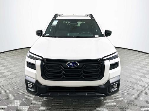 Crystal White Pearl 2026 Subaru Outback Limited