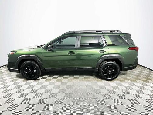 Deep Emerald Green Pearl 2026 Subaru Outback Limited